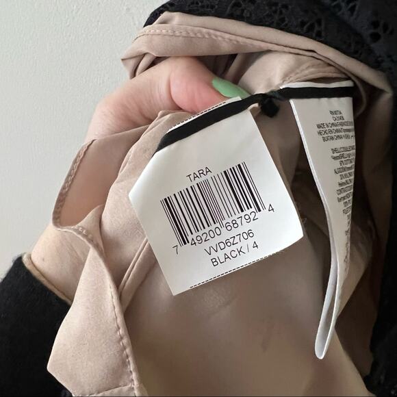 BCBGMaxazria Tara Black Lace Sleeveless Peplum Mini Dress - Picture 7 of 9